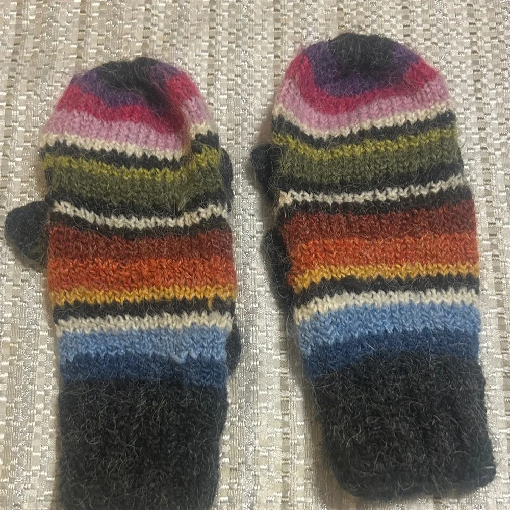 Unbranded Multicolor Striped Mittens/ gloves M/ L